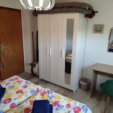 Braun 'haus Fidi' Appartement